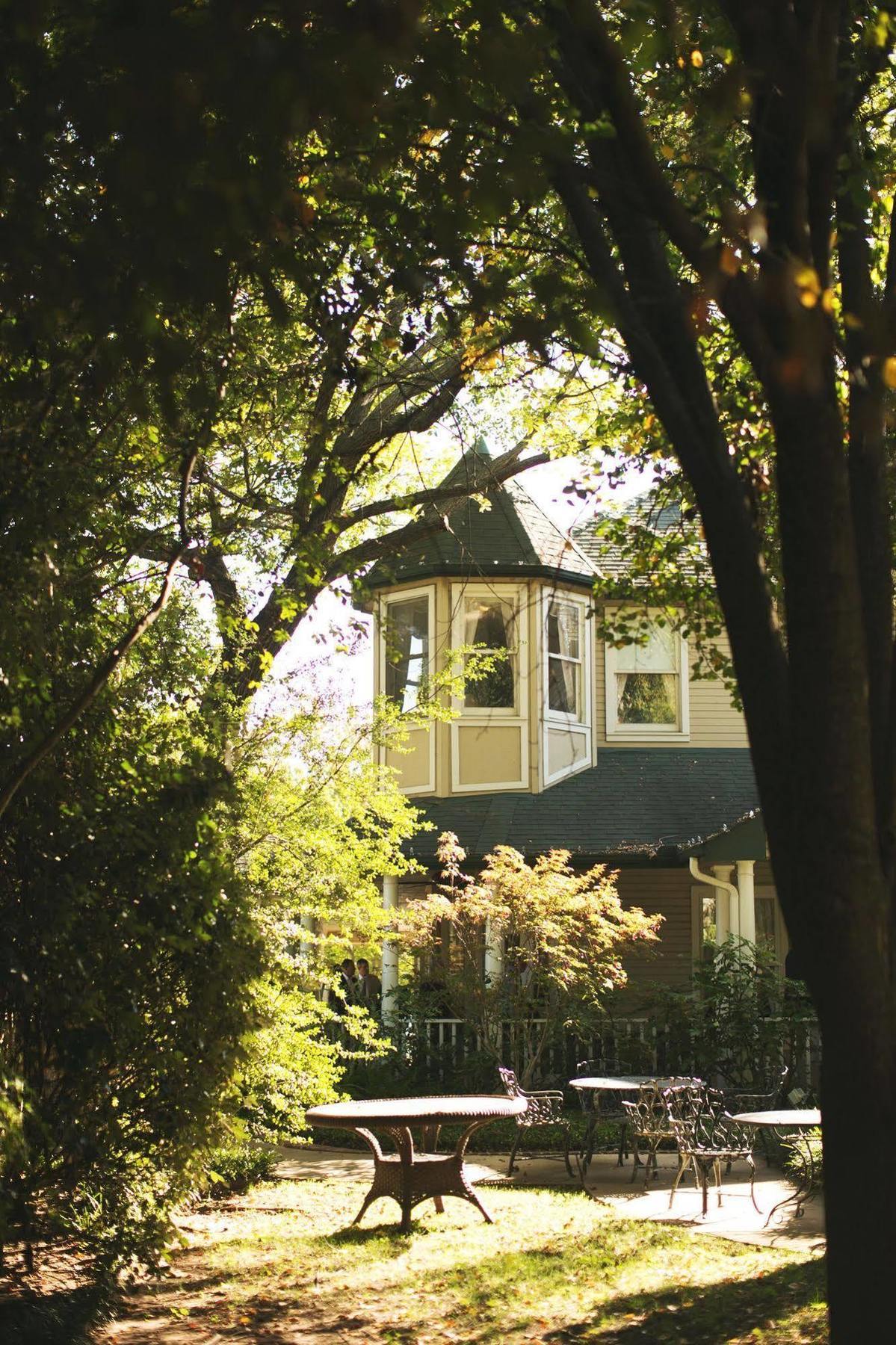 The Sanford House Inn & Spa Arlington Exterior foto